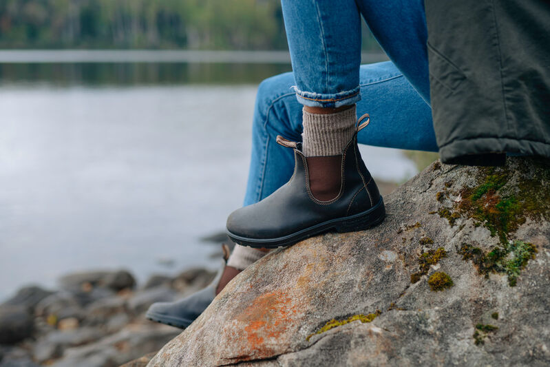 Blundstone Stout Brown Elastic Side Boot 500 | The Boot Shed