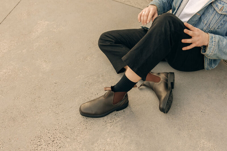 Blundstone Stout Brown Elastic Side Dress Boot 062 | The Boot Shed