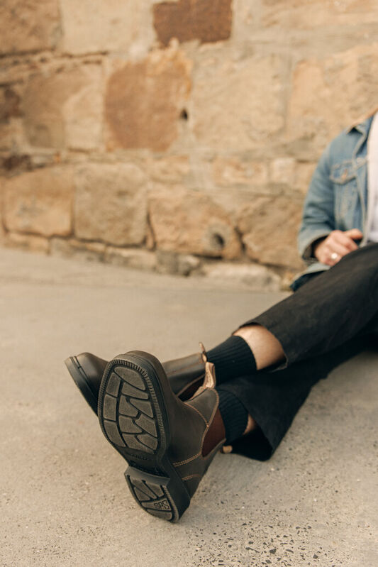 Blundstone Stout Brown Elastic Side Dress Boot 062 | The Boot Shed