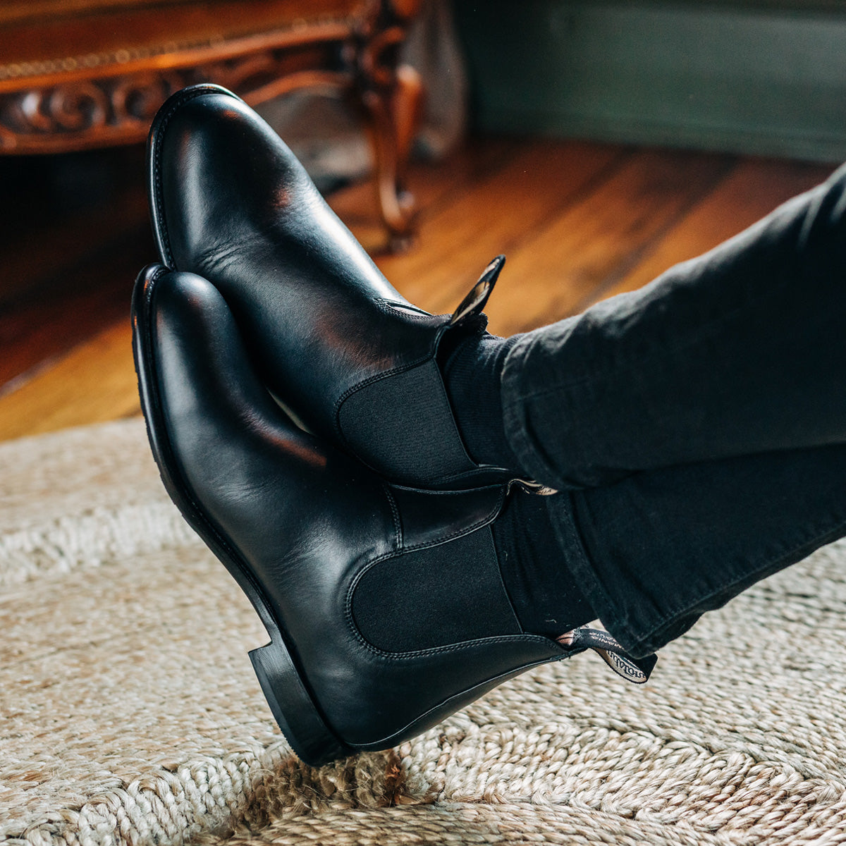 Blundstone Men's Black Heritage Chelsea Boot 152 | The Boot Shed